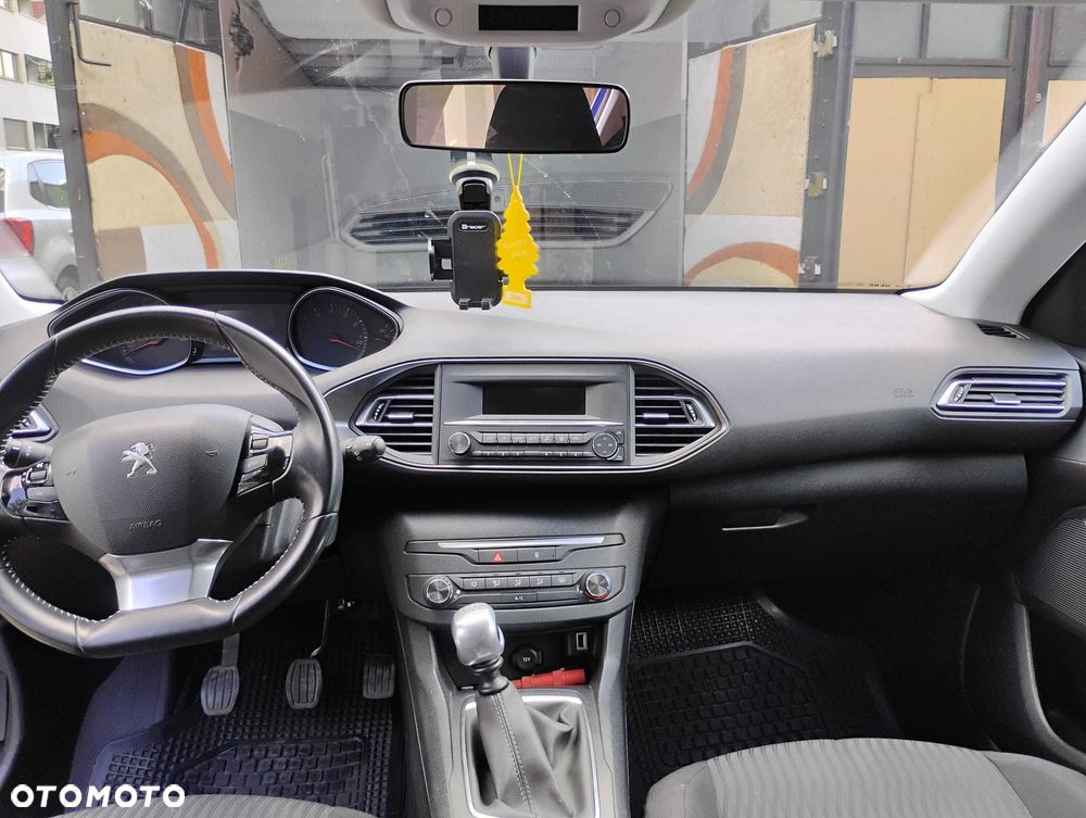 Peugeot 308 - 6