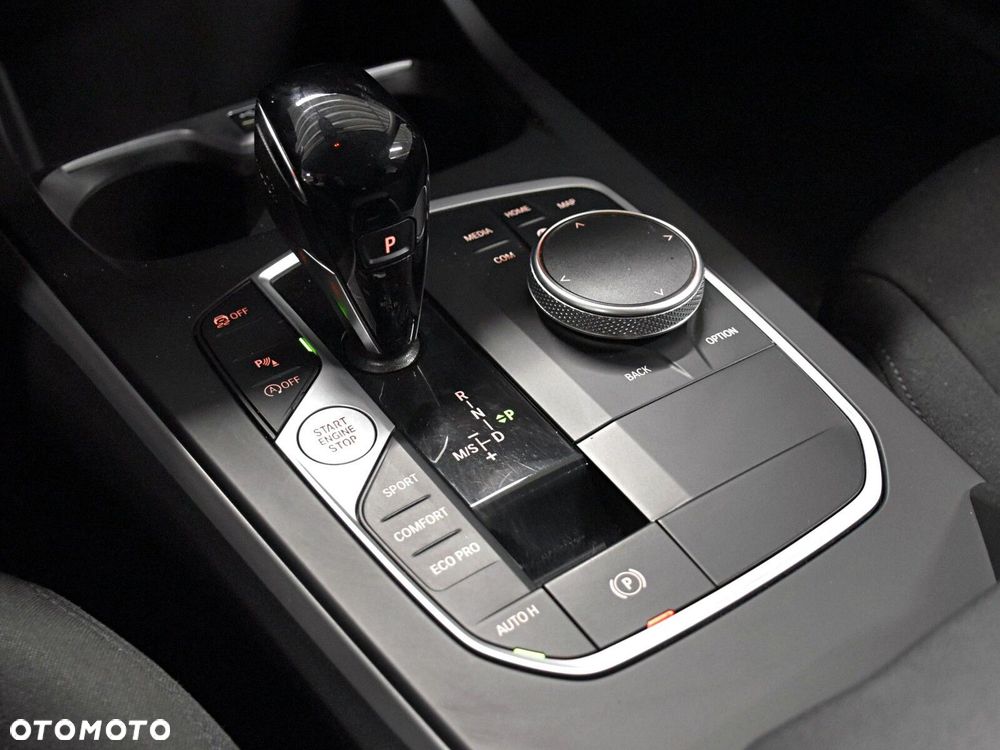 BMW Seria 1 - 16