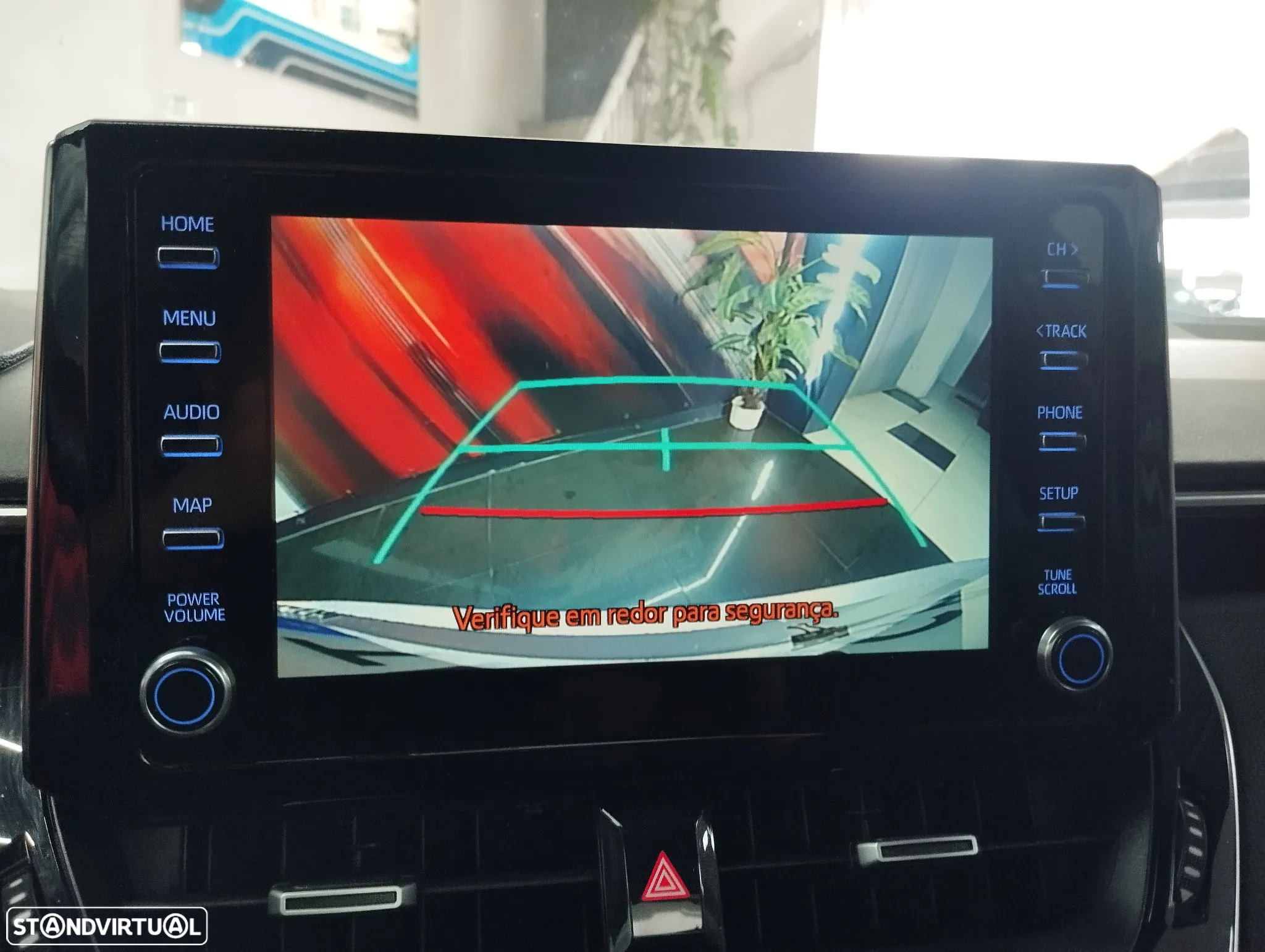 Toyota Corolla Touring Sports 1.8 Hybrid Comfort+P.Sport - 20