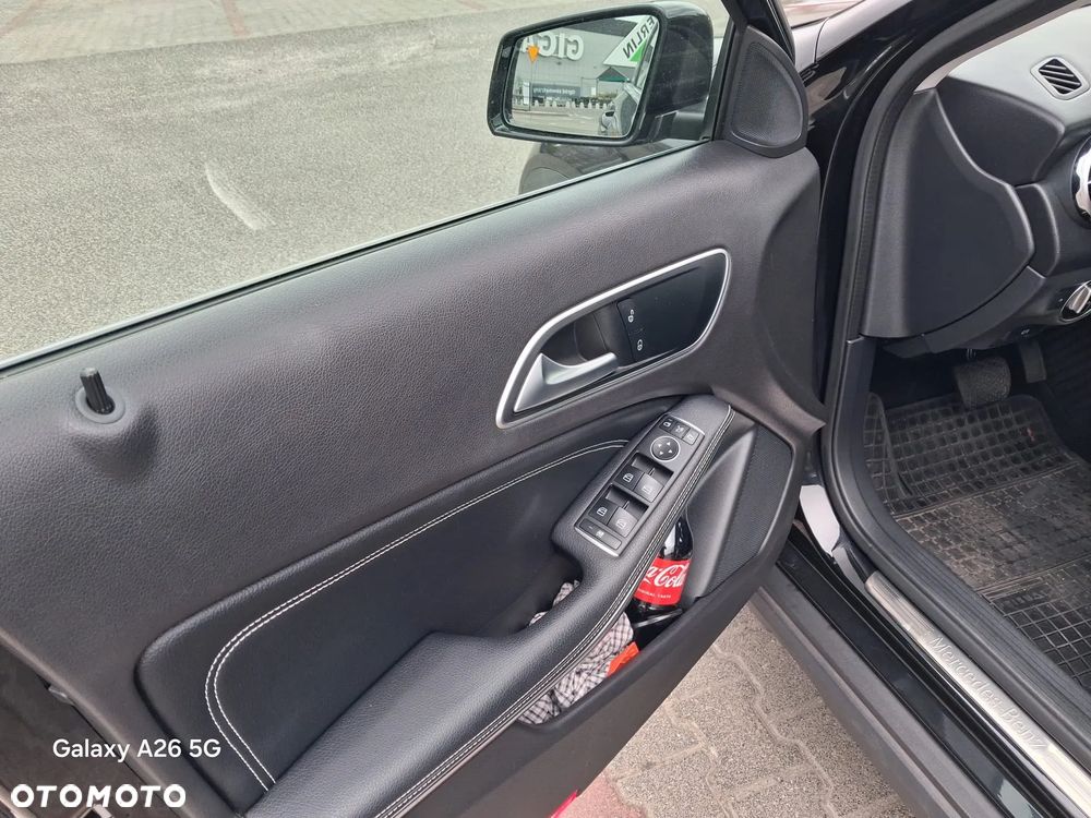 Mercedes-Benz GLA 200 7G-DCT Activity Edition - 8