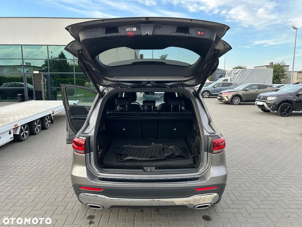 Mercedes-Benz GLB 200 d Progressive 8G-DCT - 30