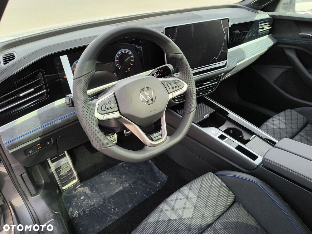 Volkswagen Passat Variant 2.0 TSI R-Line Plus DSG - 11