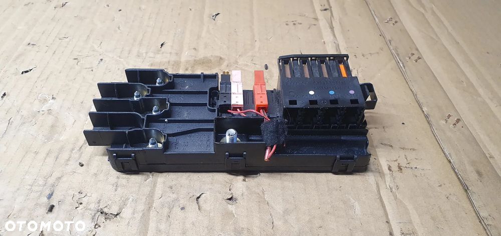 Skrzynka bezpieczników bezpieczniki Mercedes ML W164 2115452601 - 2