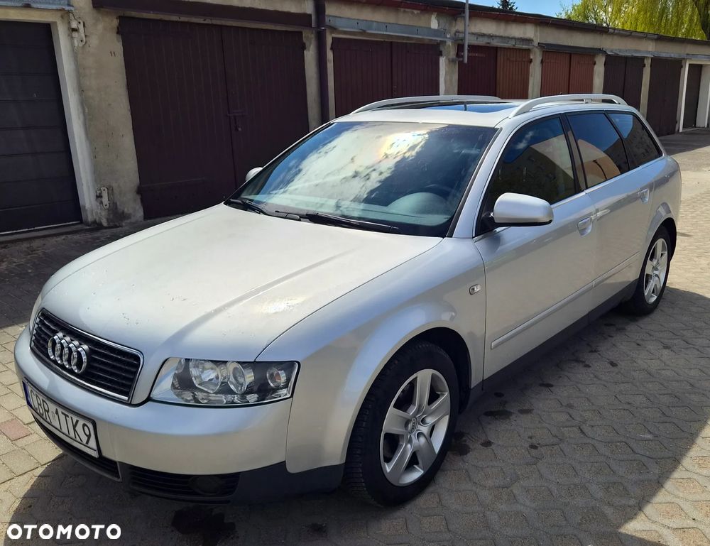 Audi A4 Avant - 1