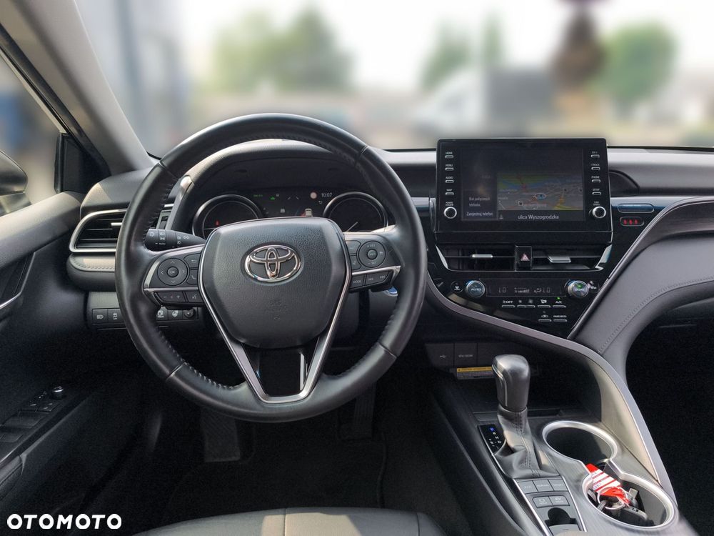 Toyota Camry 2.5 Hybrid Executive CVT - 15