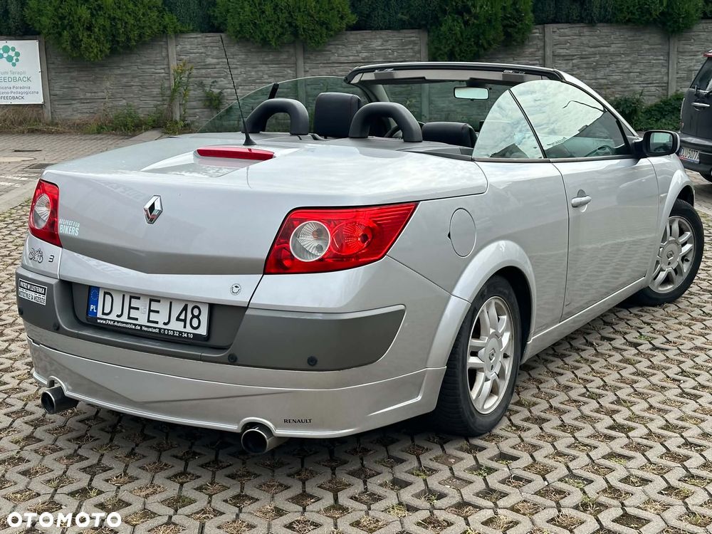 Renault Megane 2.0 16V Dynamique - 7