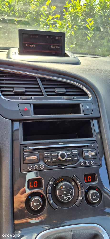 Peugeot 5008 1.6 HDi Premium - 14