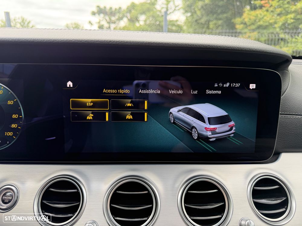 Mercedes-Benz E 300 de 9G-TRONIC AMG Line - 35