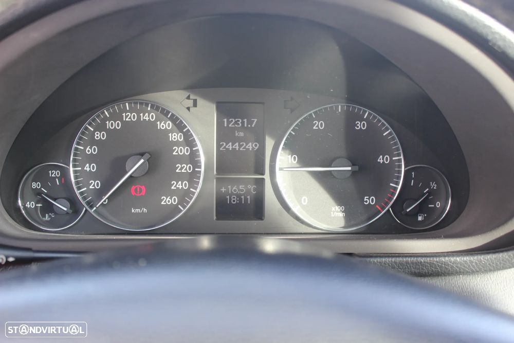 Mercedes-Benz C 220 CDi Avantgarde - 9