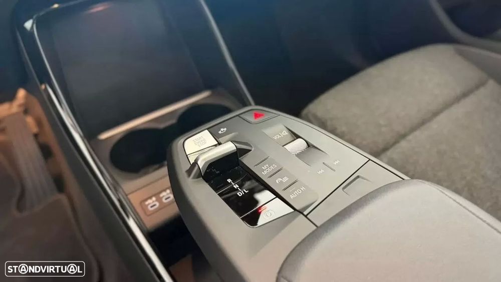 BMW 225xe Active Tourer e xDrive - 24