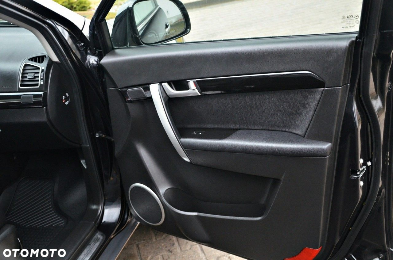 Chevrolet Captiva - 23