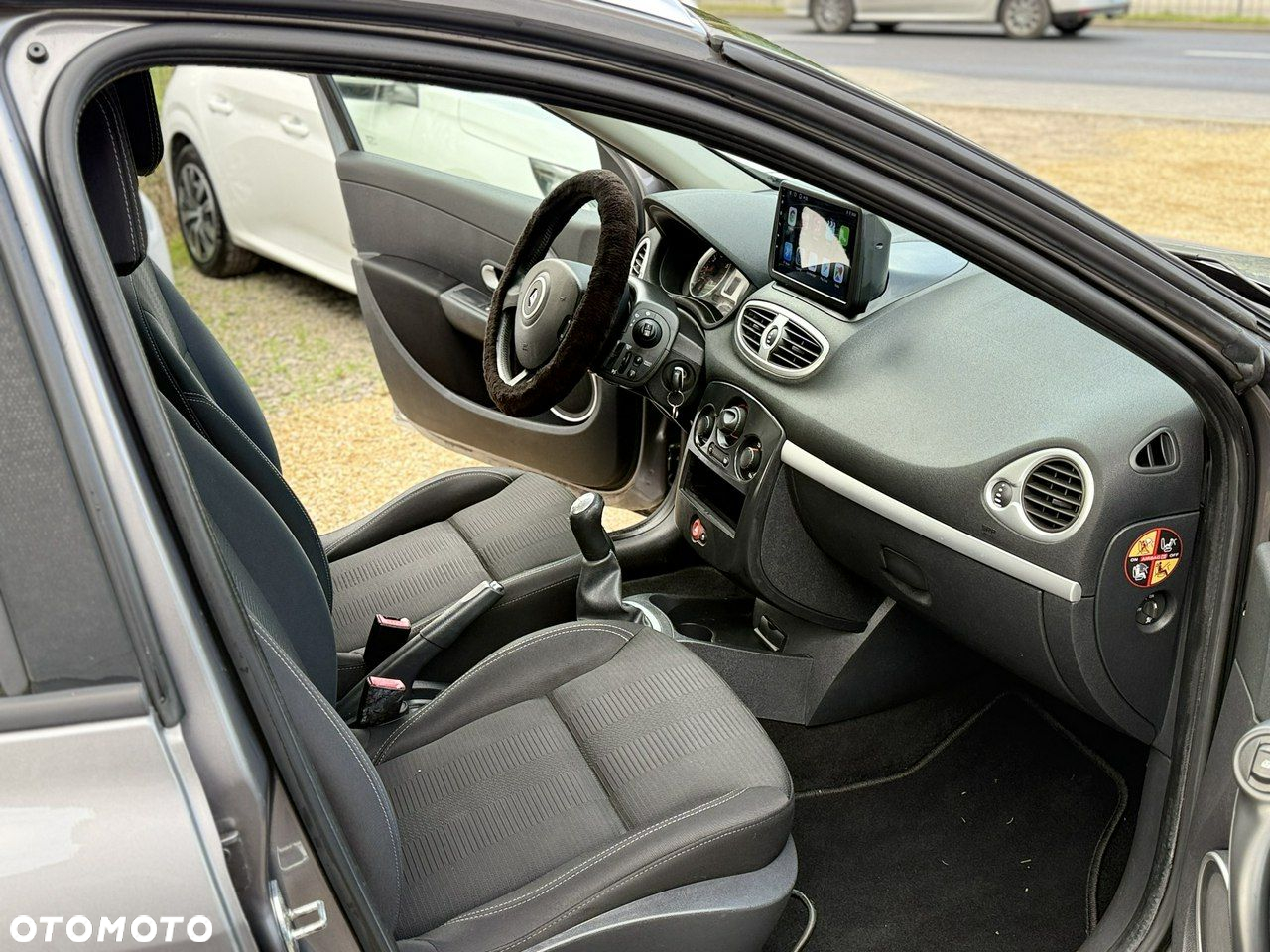 Renault Clio - 14