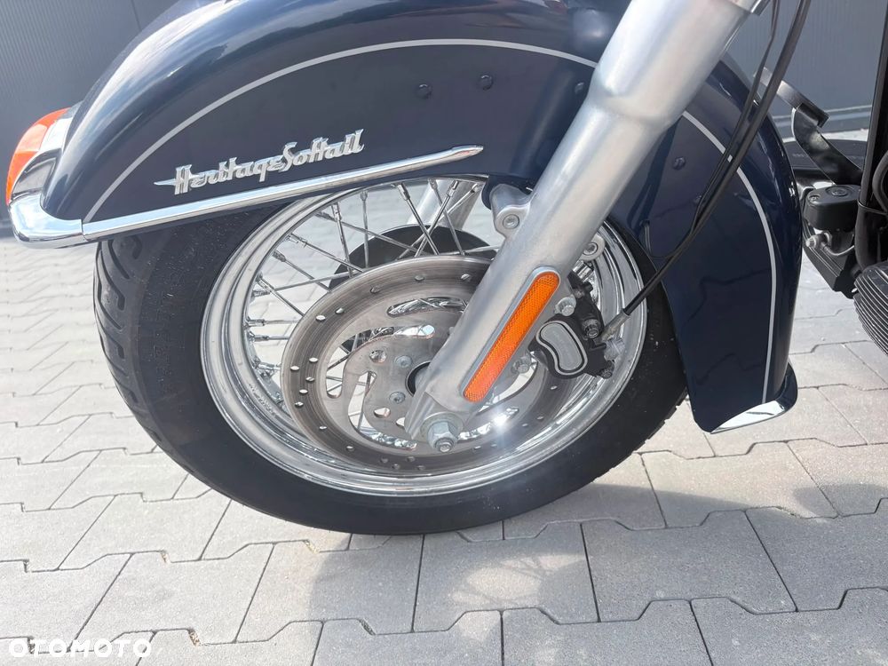Harley-Davidson Softail Heritage Classic - 20