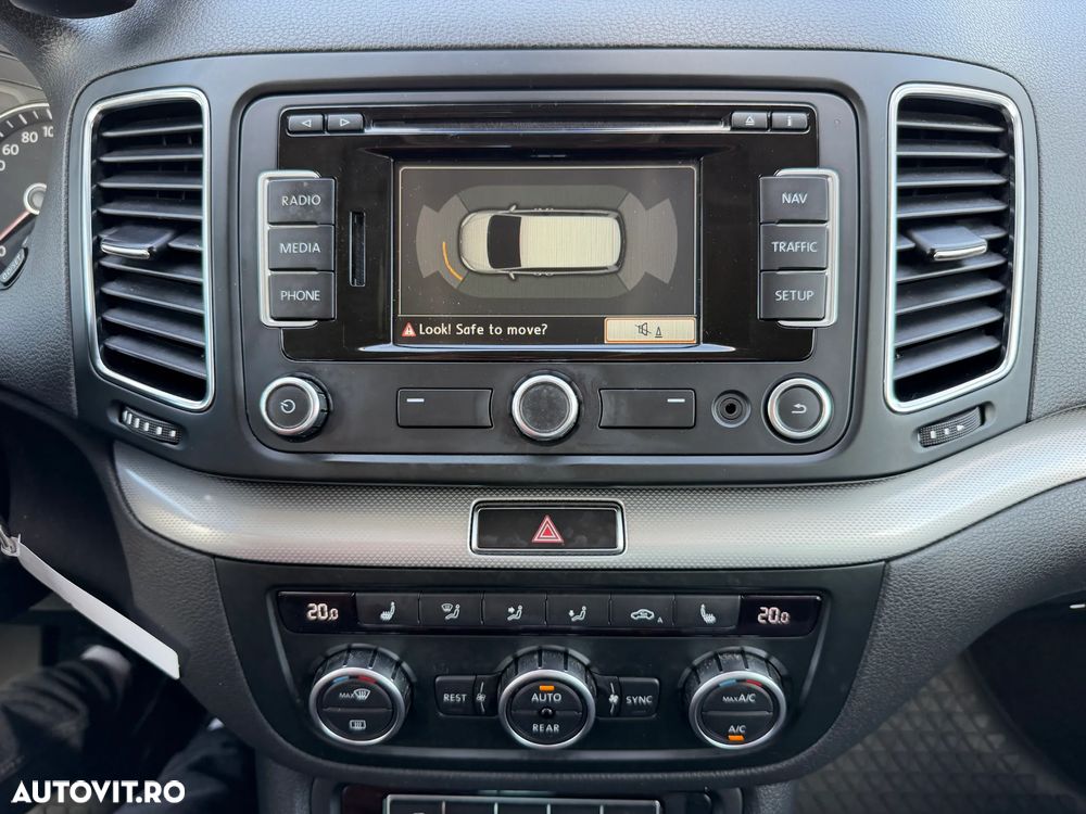Volkswagen Sharan 2.0 TDI BlueMotion Technology Life - 25