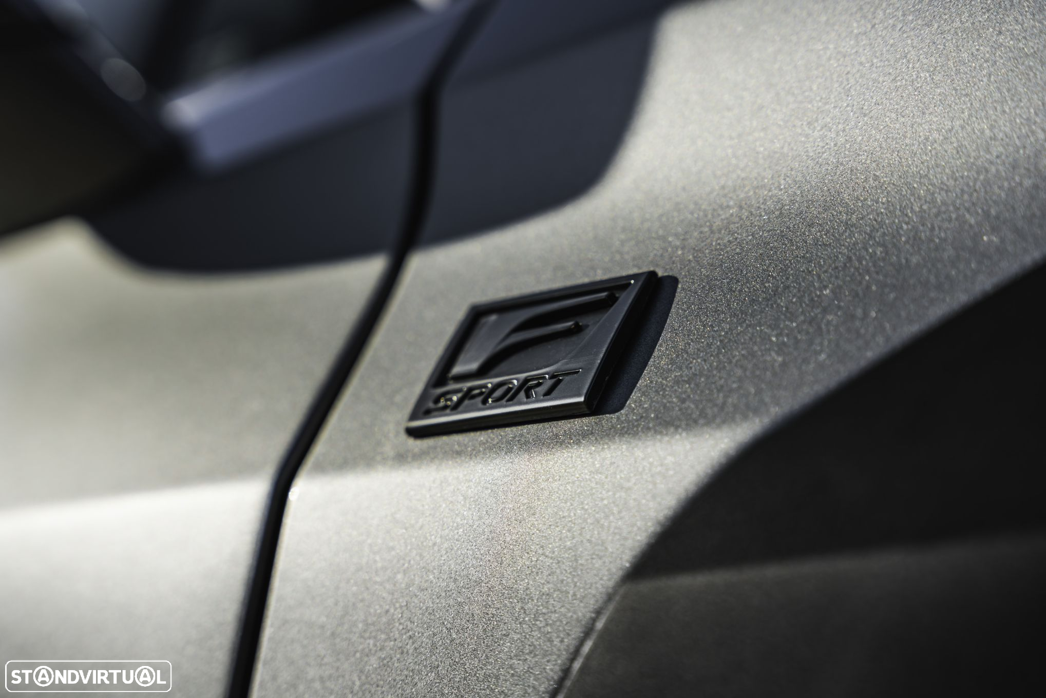 Lexus UX 250h Sport (Ecrã 12.3) - 39