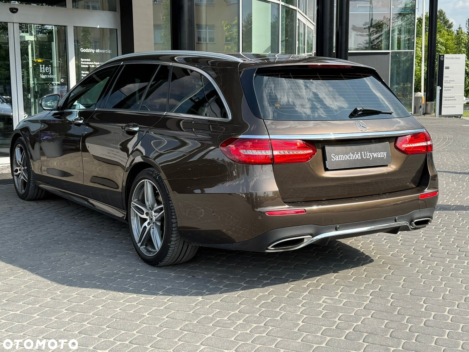 Mercedes-Benz Klasa E 200 9G-TRONIC - 4