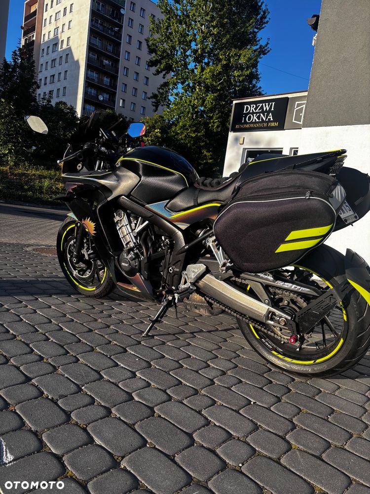 Honda CBR - 3