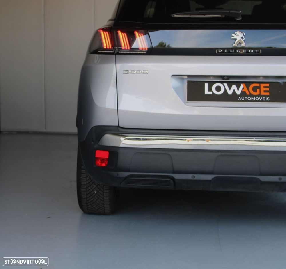 Peugeot 3008 1.6 Hybrid Allure e-EAT8 - 22