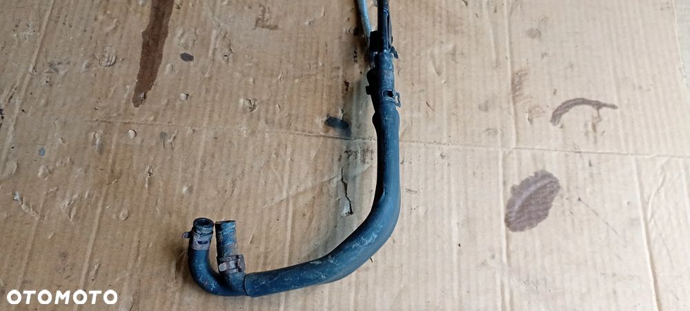 Przewód przewody paliwa rurka rurki VW Passat B6 2.0 TDI - 12