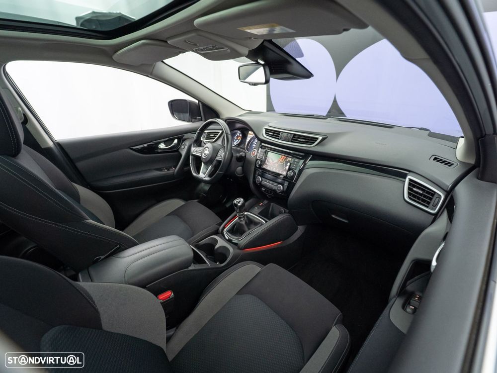 Nissan Qashqai 1.5 dCi N-Connecta - 34