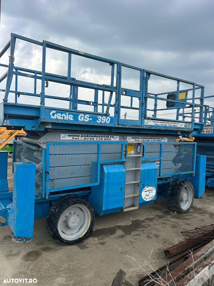 Genie 5390 - 1