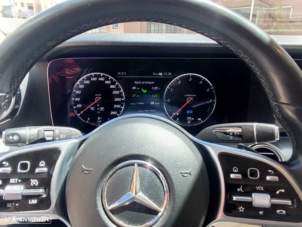 Mercedes-Benz E 300 de 4Matic 9G-TRONIC - 12