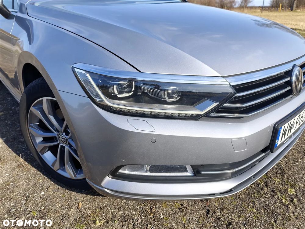 Volkswagen Passat - 2