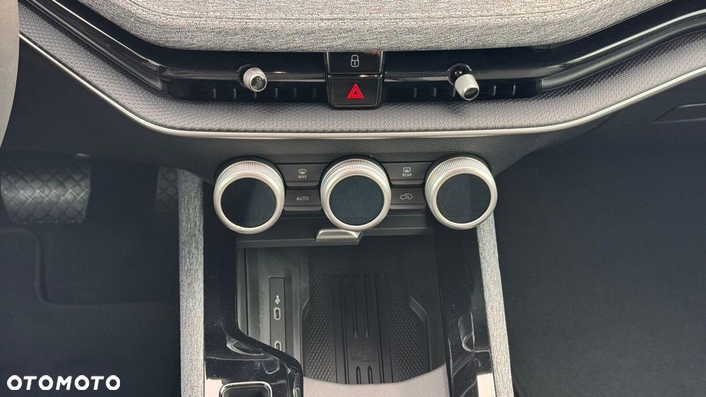 Skoda Superb 2.0 TDI SCR 4x4 Drive DSG - 15