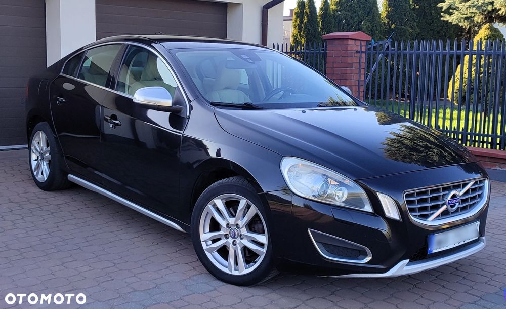 Volvo S60 D3 Geartronic Summum - 4