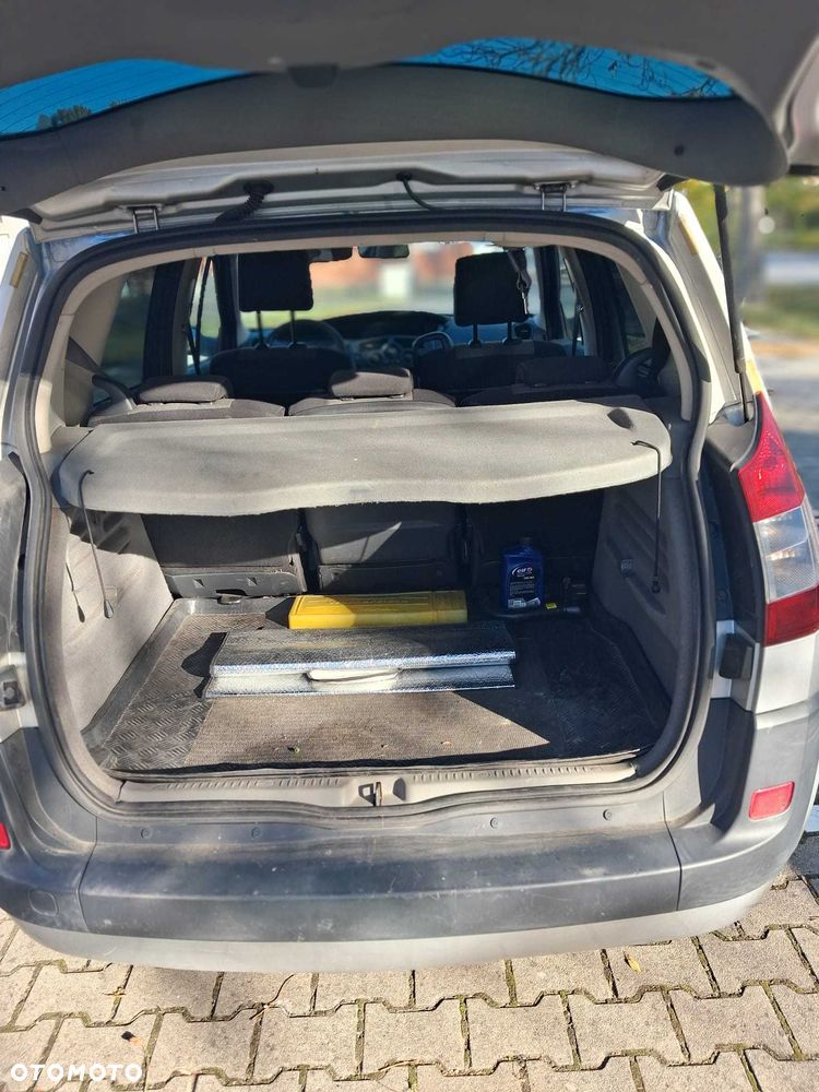 Renault Scenic - 5