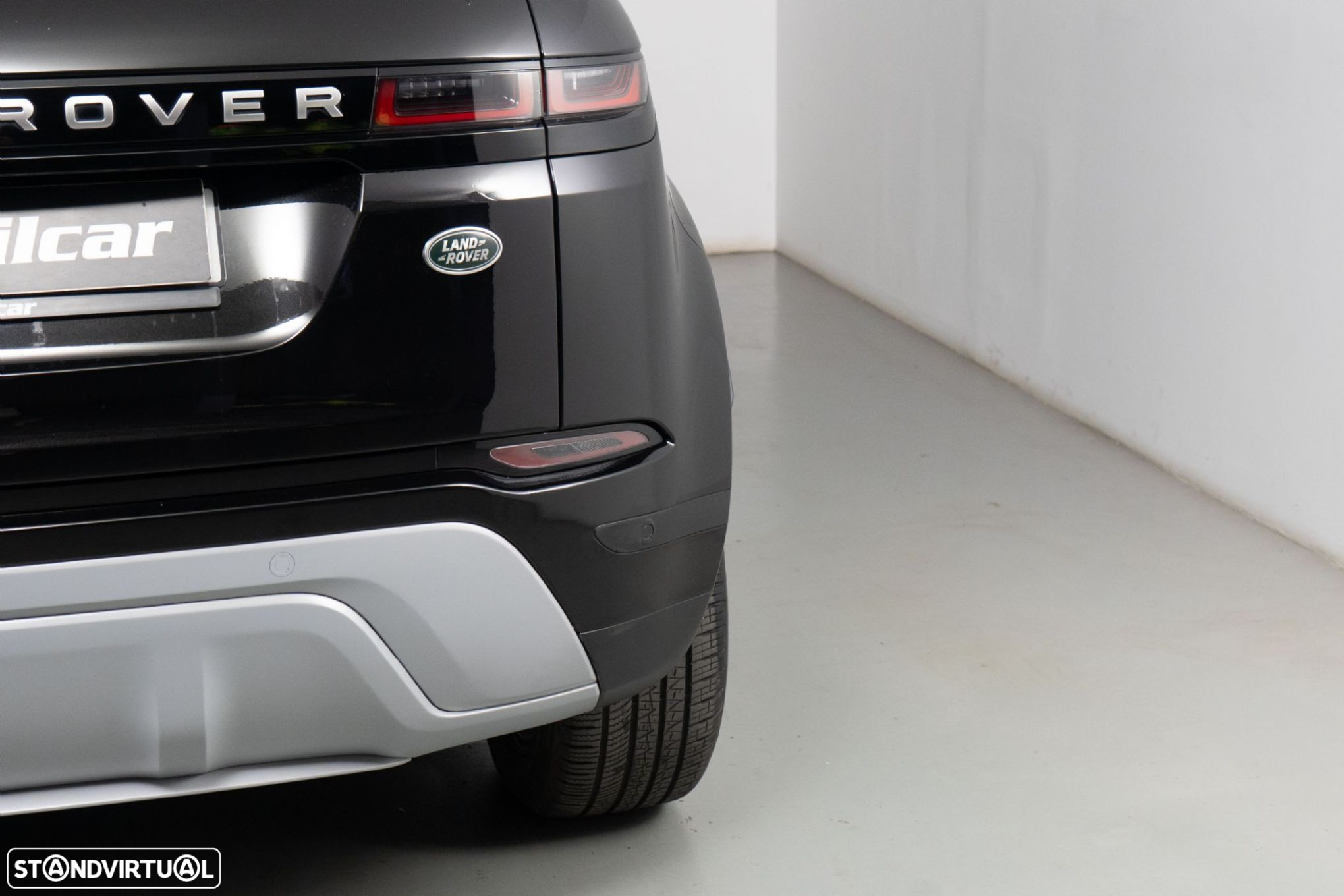 Land Rover Range Rover Evoque 1.5 P300e AWD Auto - 19