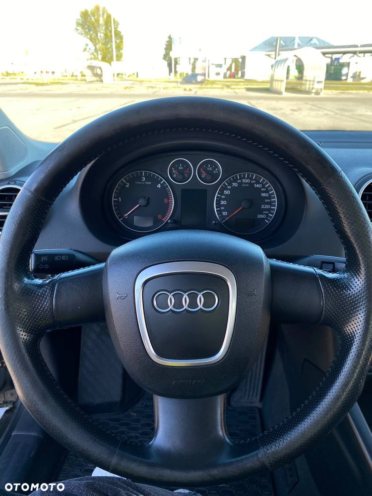 Audi A3 Sportback 2.0 TDI Attraction - 5