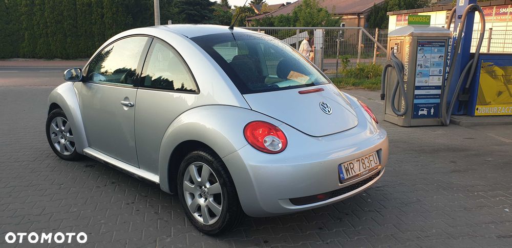 Volkswagen Beetle 2007 photo 4