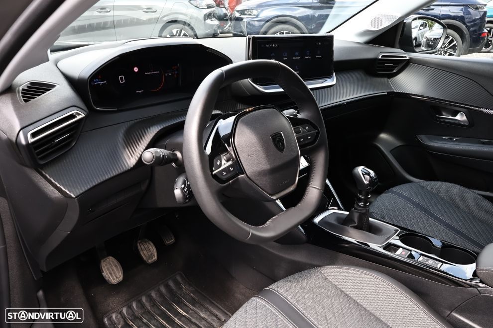 Peugeot 208 1.2 PureTech Allure - 13