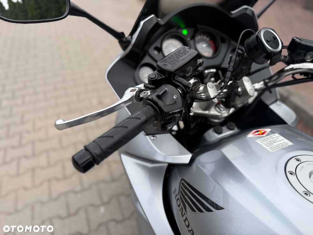 Honda CBF - 21