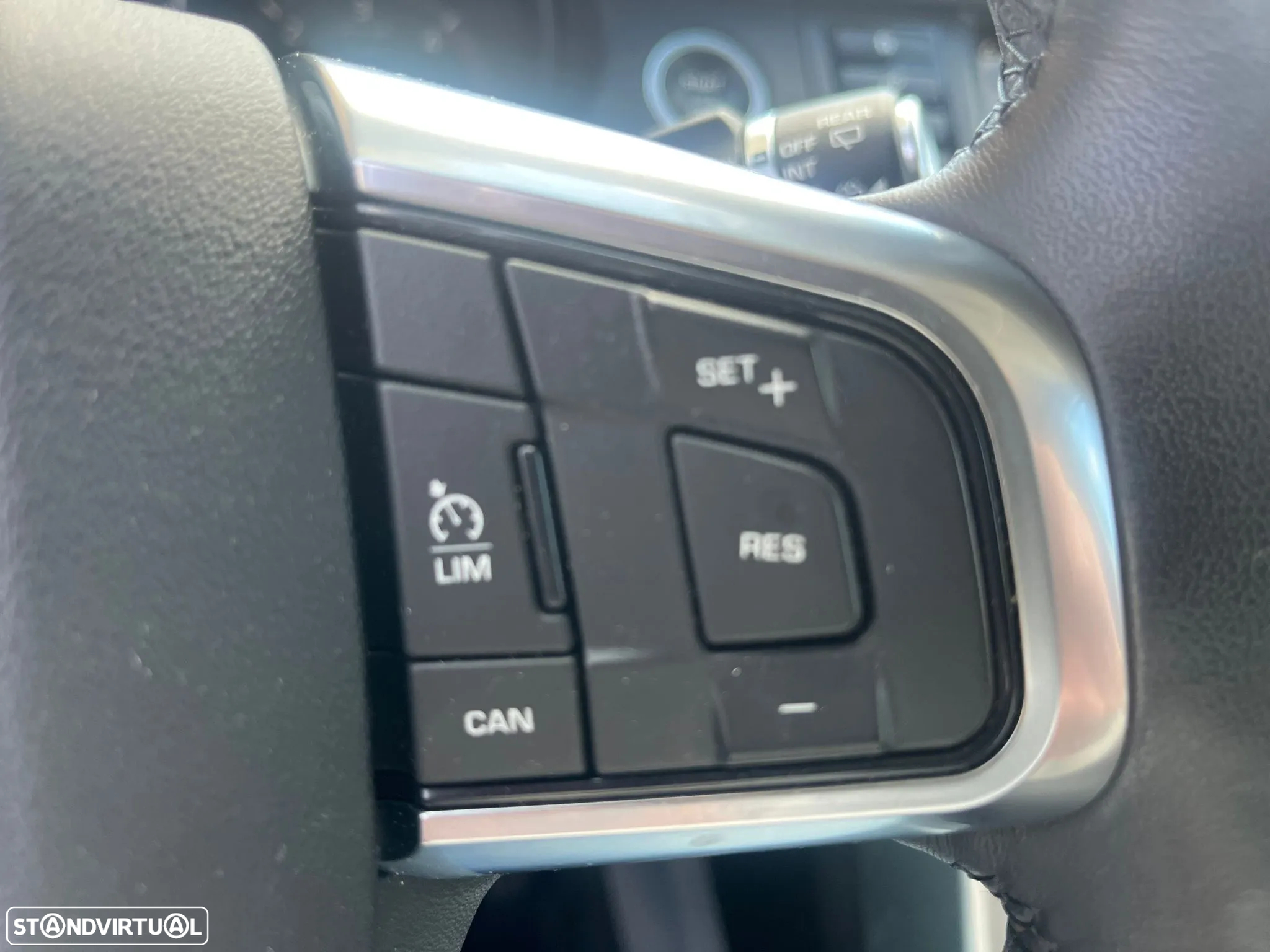 Land Rover Discovery Sport - 30