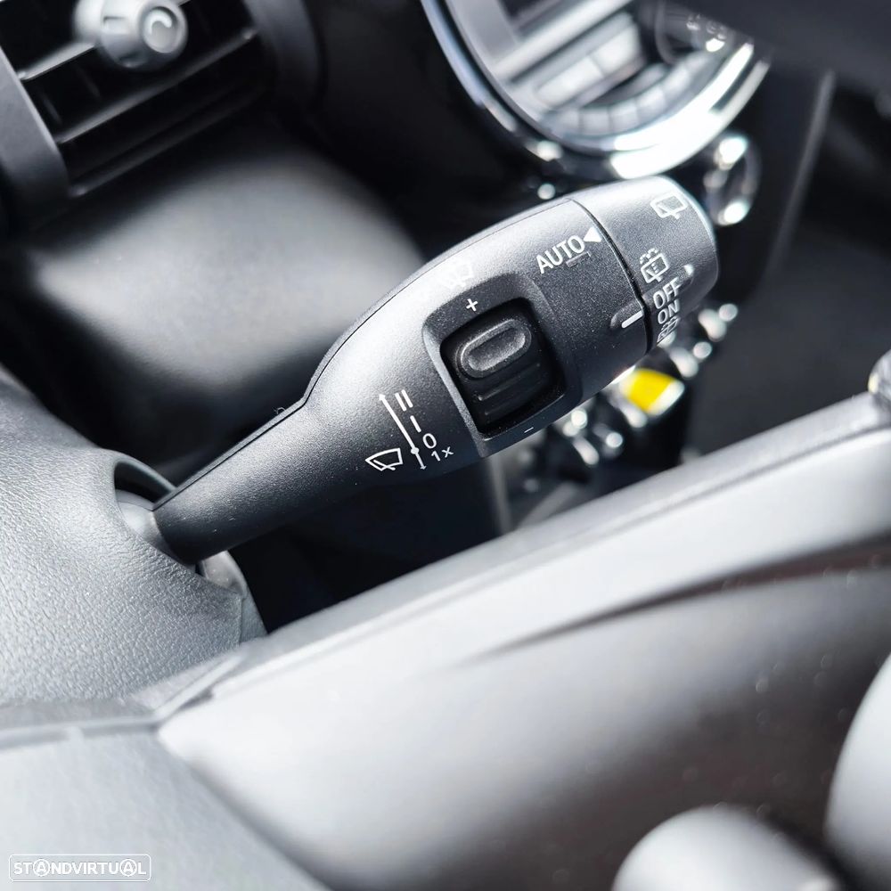 MINI 3 Portas Cooper SE - 21