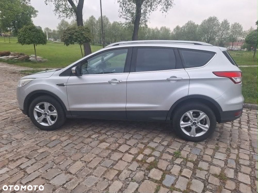 Ford Kuga 2.0 TDCi 4x4 Titanium - 3