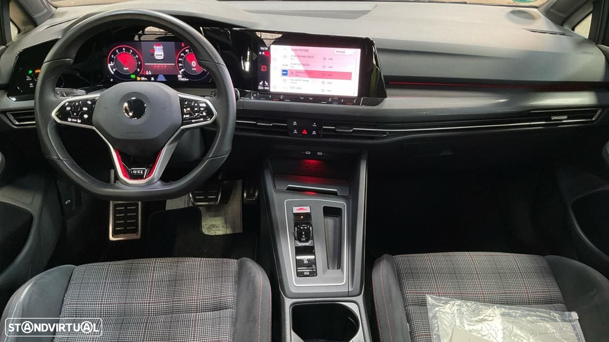 VW Golf 2.0 TSI OPF DSG GTI - 5