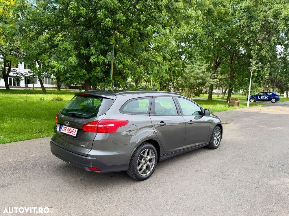 Ford Focus - 4