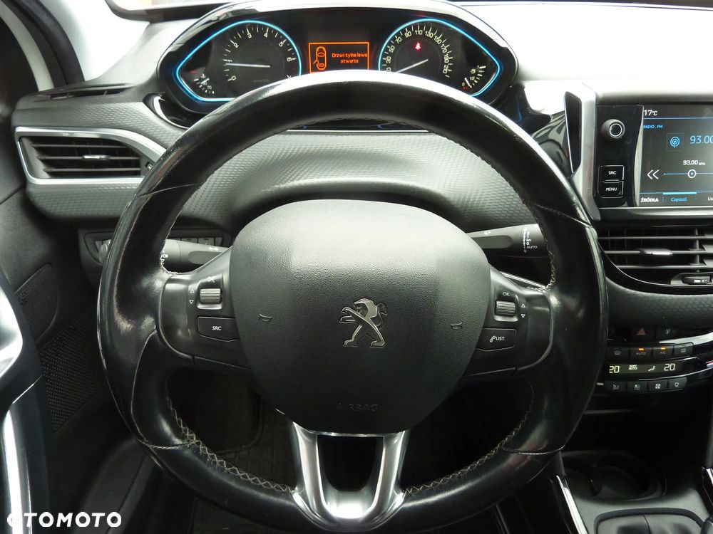Peugeot 2008 PureTech 82 Allure - 23