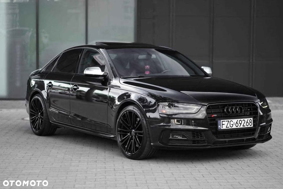 Audi S4 Limousine - 1