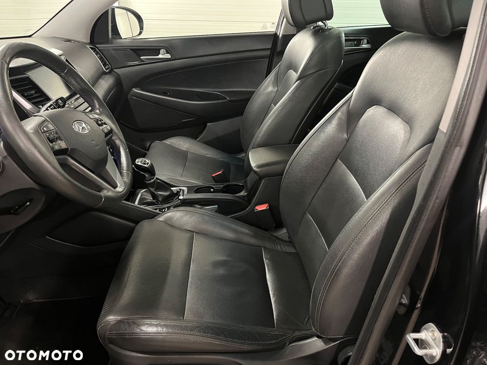 Hyundai Tucson blue 1.7 CRDi 2WD Intro Edition - 22