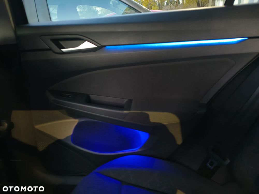 Volkswagen Golf Variant 2.0 TDI Life - 17