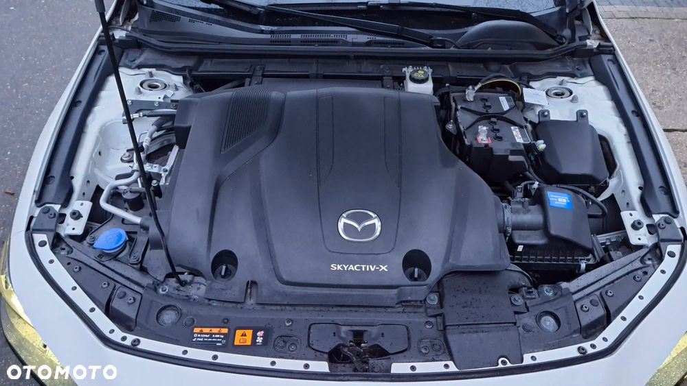 Mazda 3 e-SKYACTIV-X 186 M HYBRID TAKUMI - 7