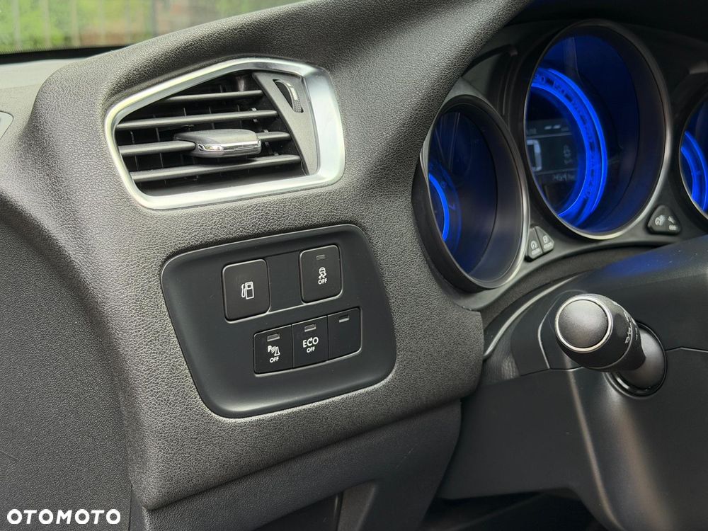 Citroën C4 BlueHDi 120 Stop&Start Shine - 25