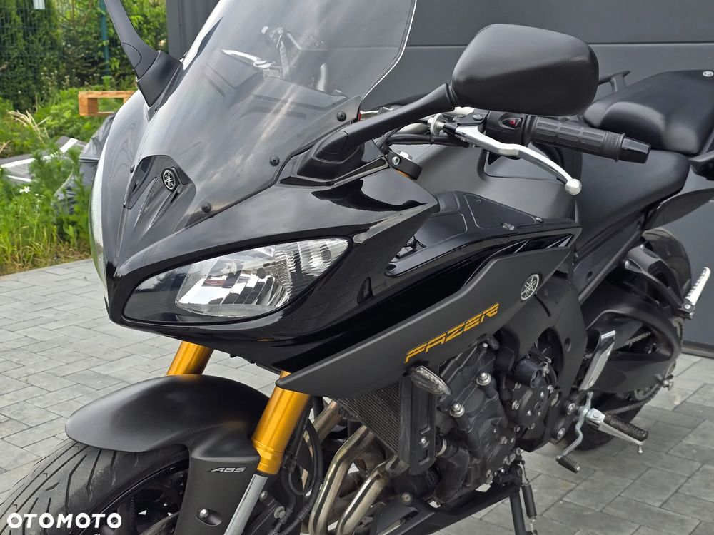Yamaha FZ8 - 6