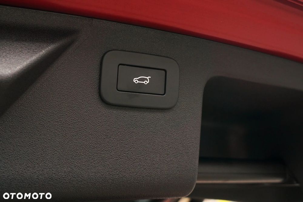 Land Rover Discovery Sport D200 - 32