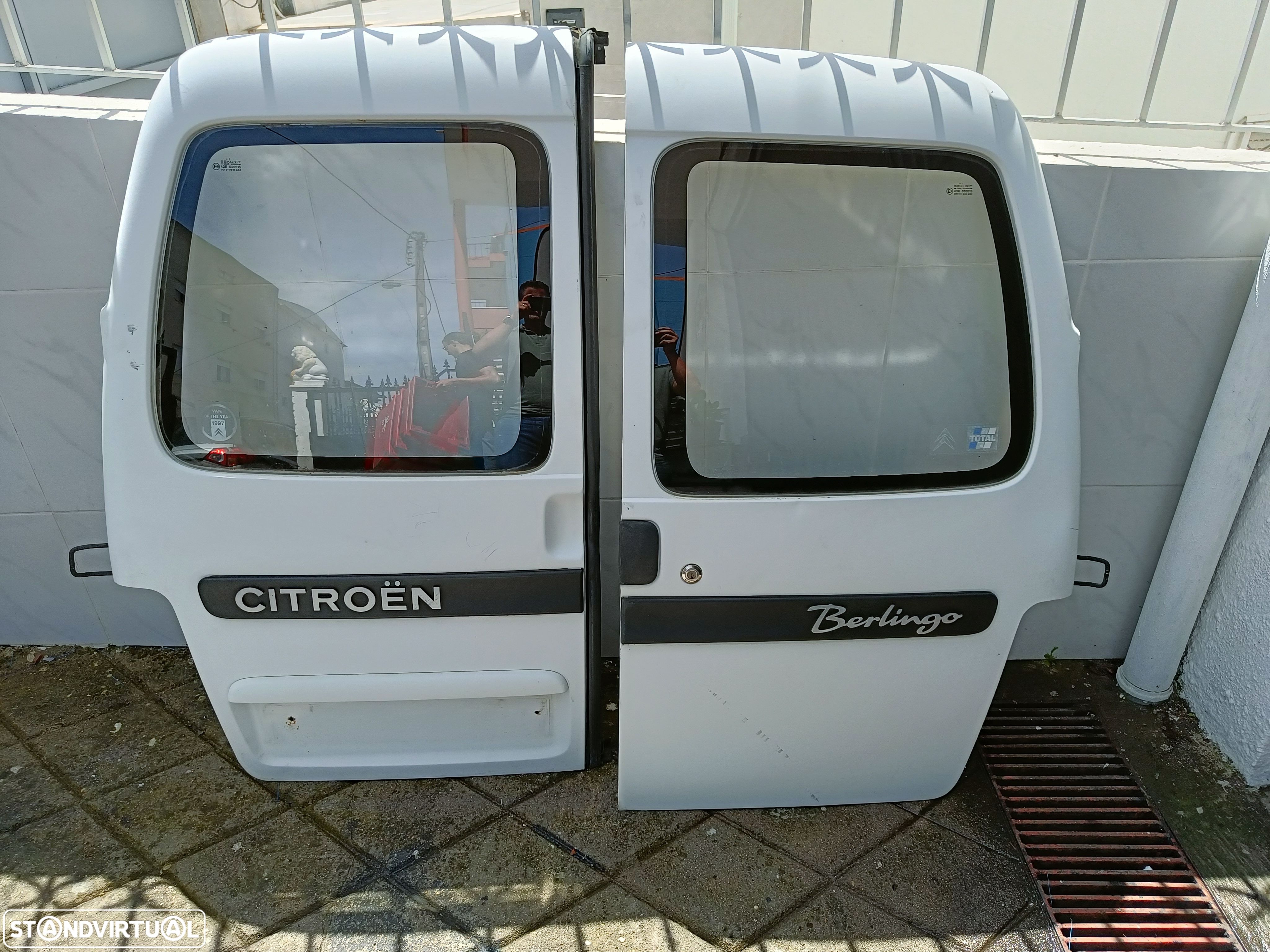 porta trás citroen Berlingo 2004 - 1