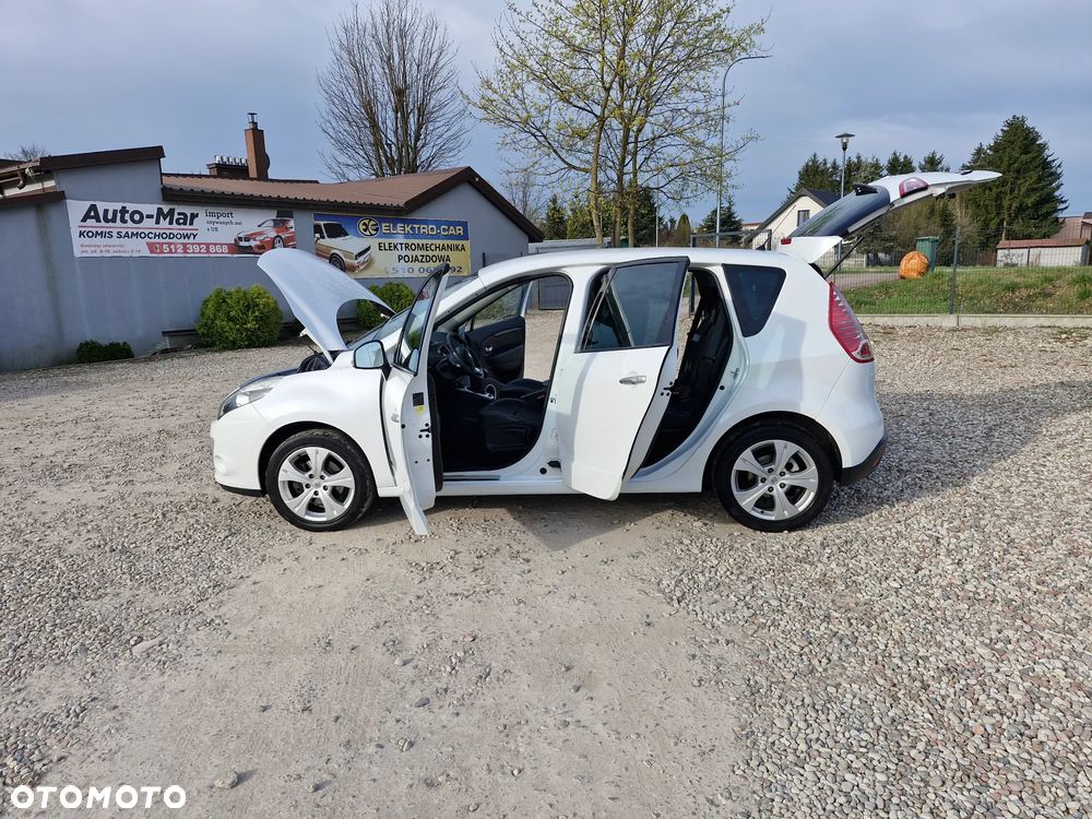 Renault Scenic 1.6 16V Confort Authentique - 10